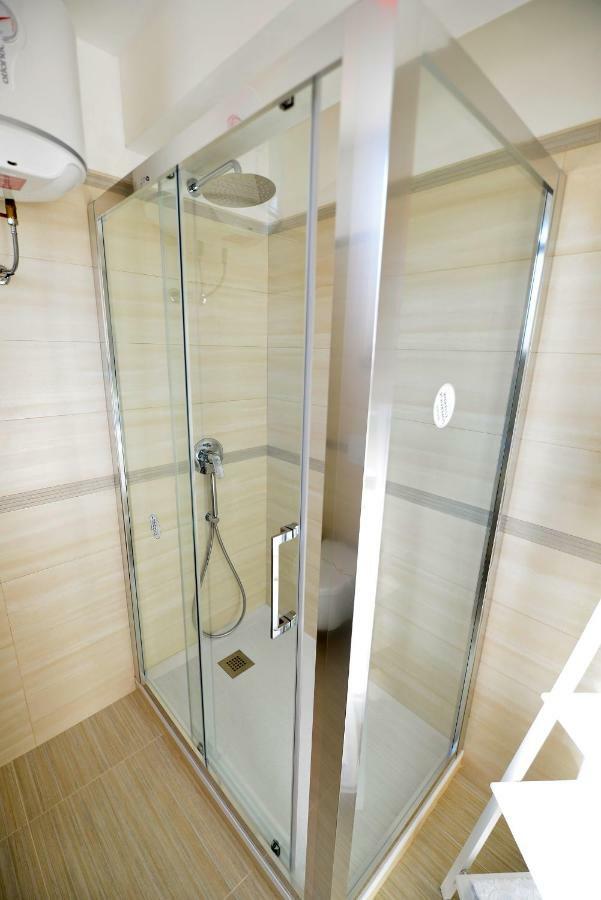 פולינאנו א מארה B&B A Pochi Passi מראה חיצוני תמונה