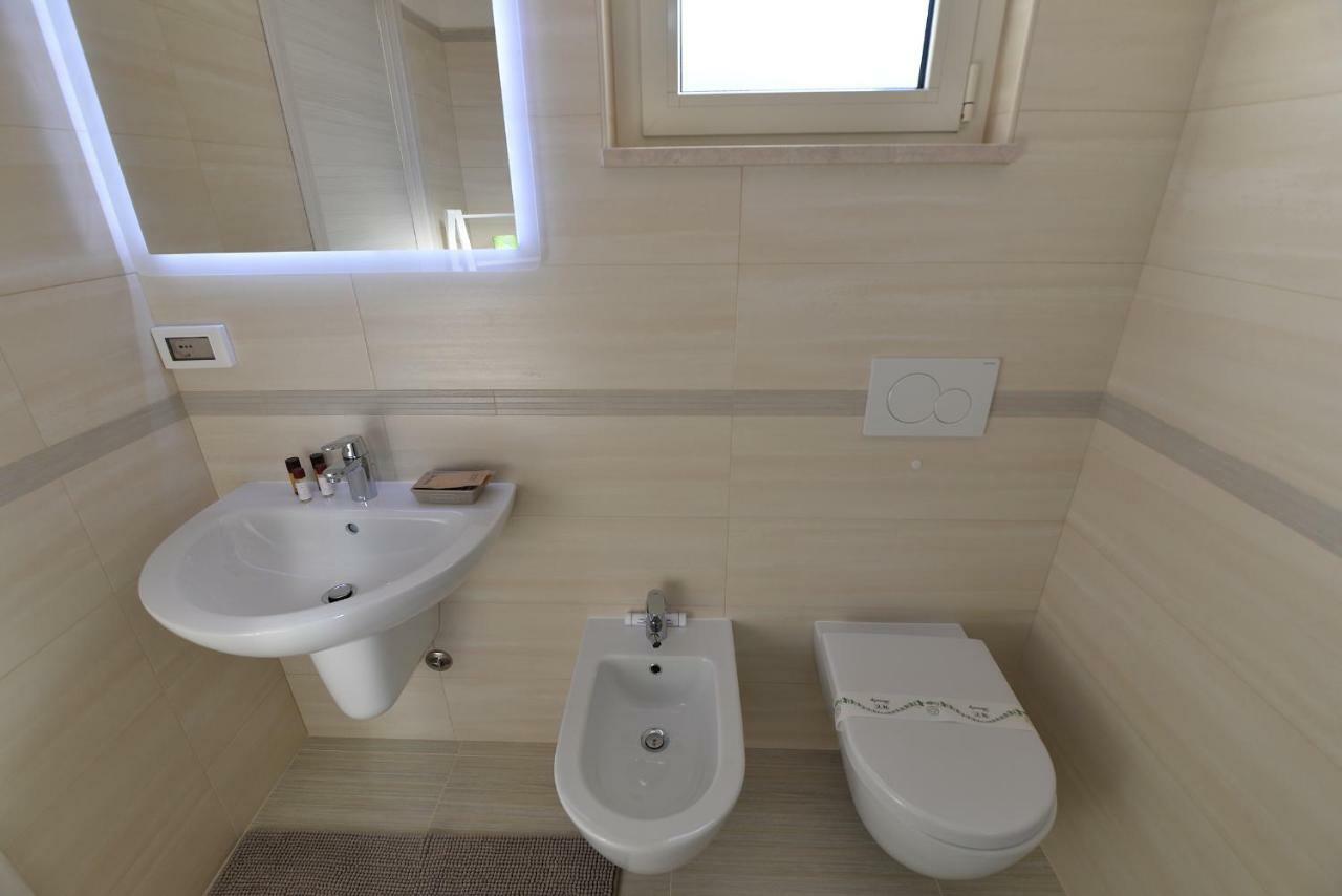 פולינאנו א מארה B&B A Pochi Passi מראה חיצוני תמונה