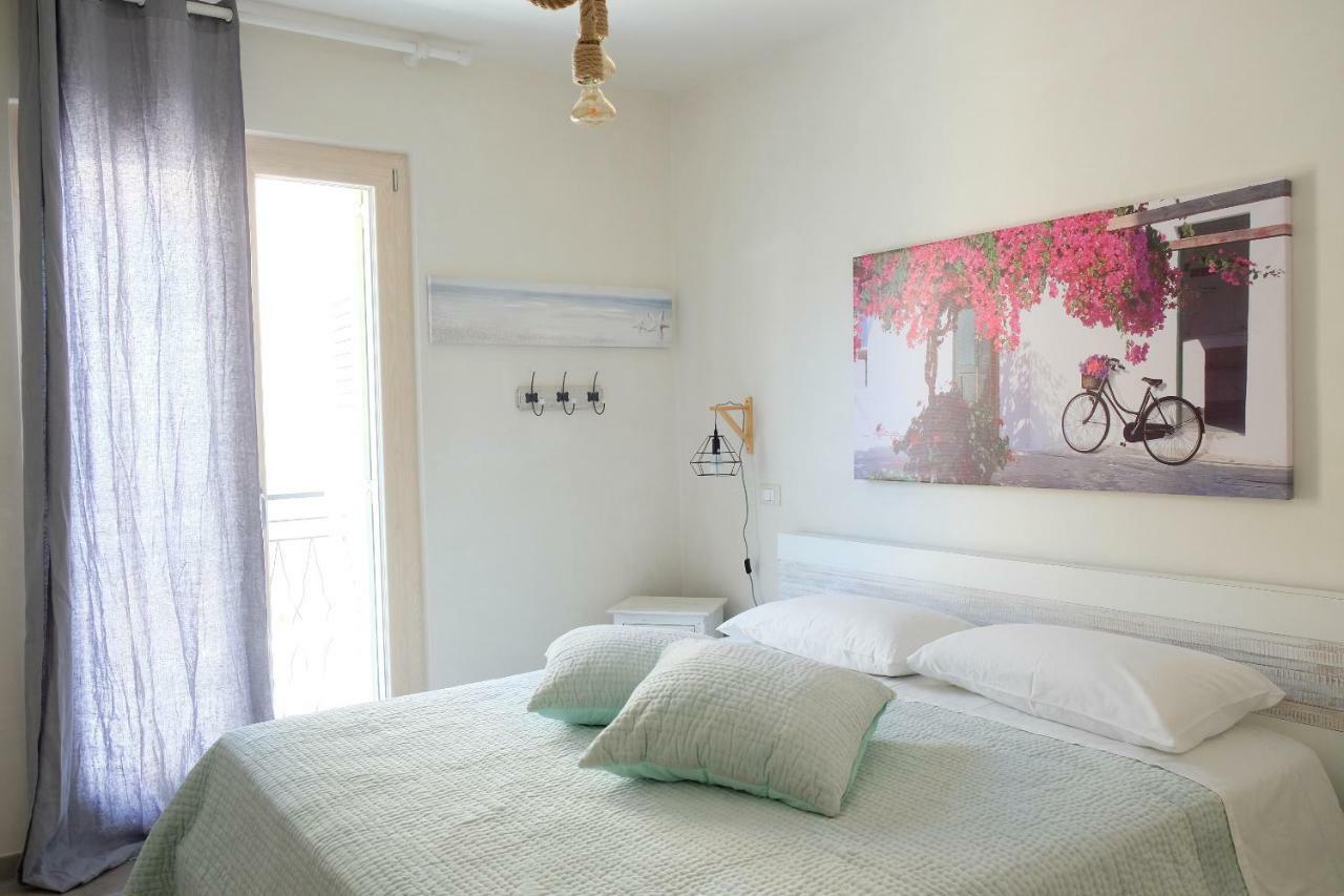 פולינאנו א מארה B&B A Pochi Passi מראה חיצוני תמונה