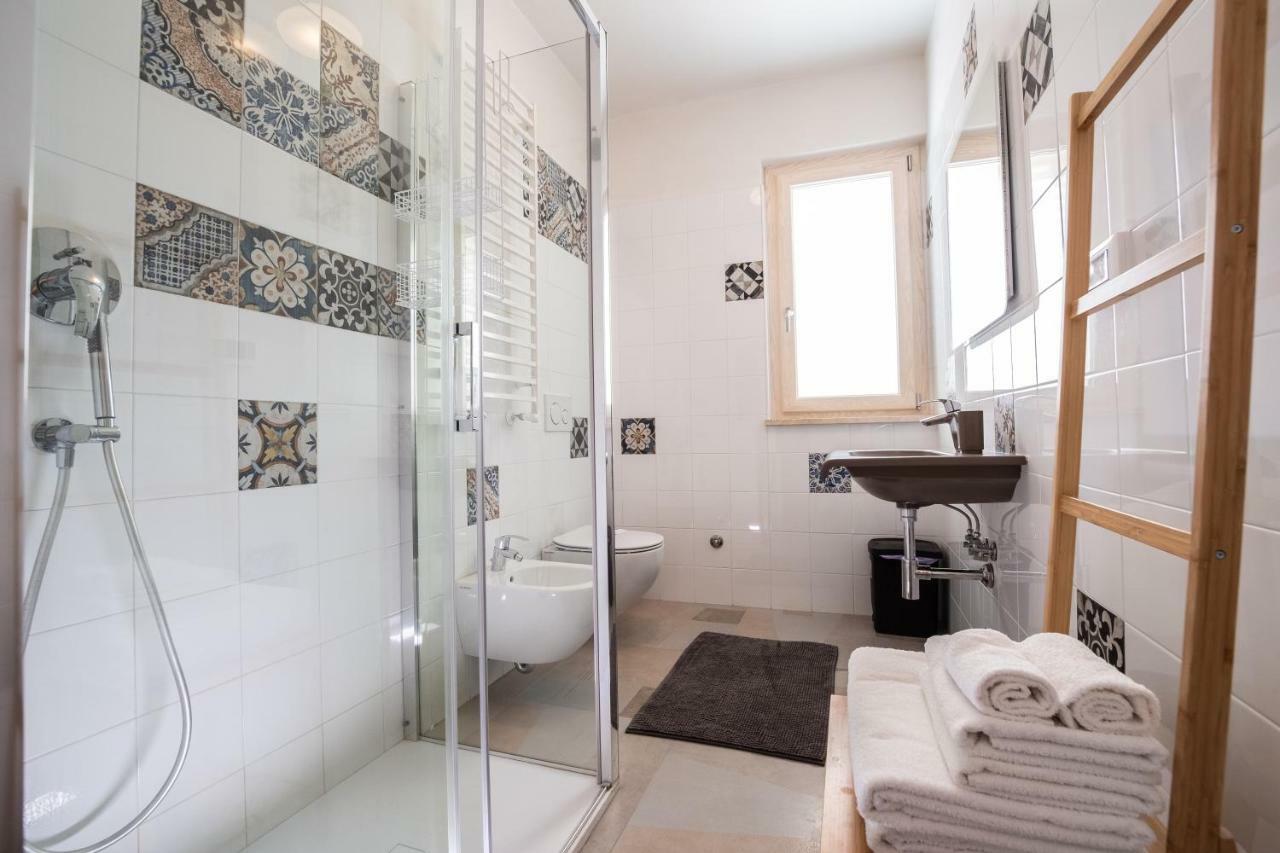 פולינאנו א מארה B&B A Pochi Passi מראה חיצוני תמונה