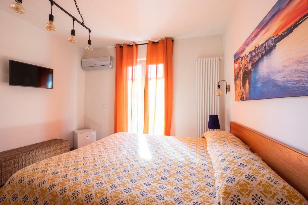 פולינאנו א מארה B&B A Pochi Passi מראה חיצוני תמונה